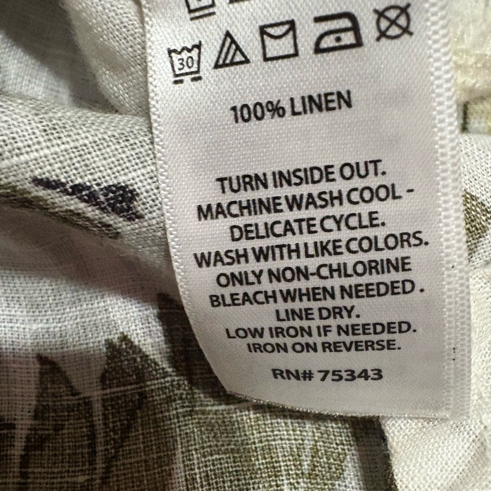 C&C California Linen Top with Tropical Leaf Design - Picture 7 of 13